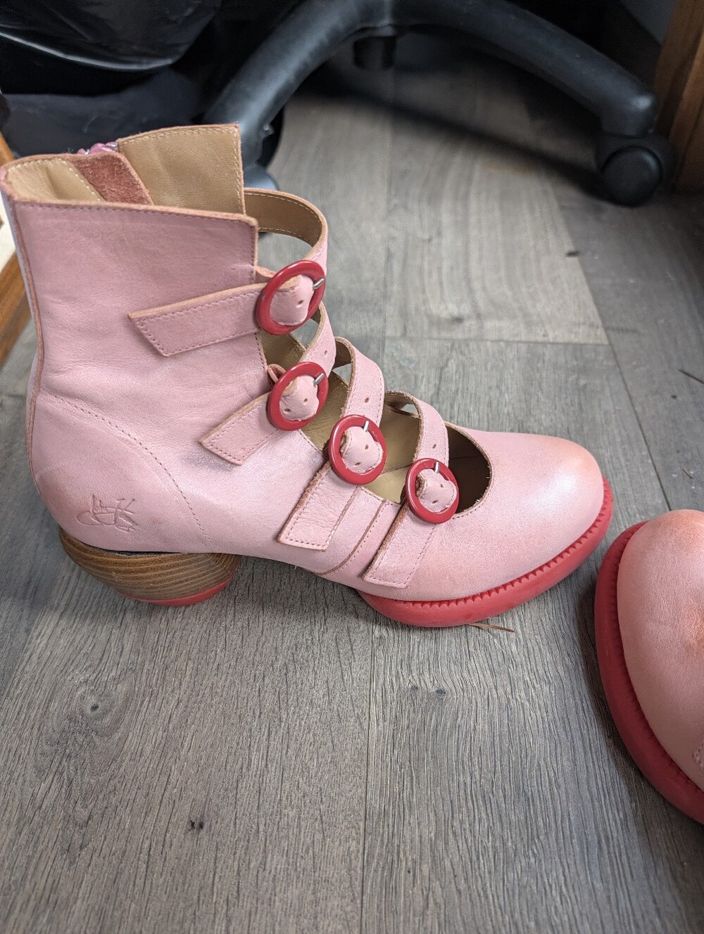 Fluevog Huysmans Pink Size 8 - Used - Picture 5 of 7